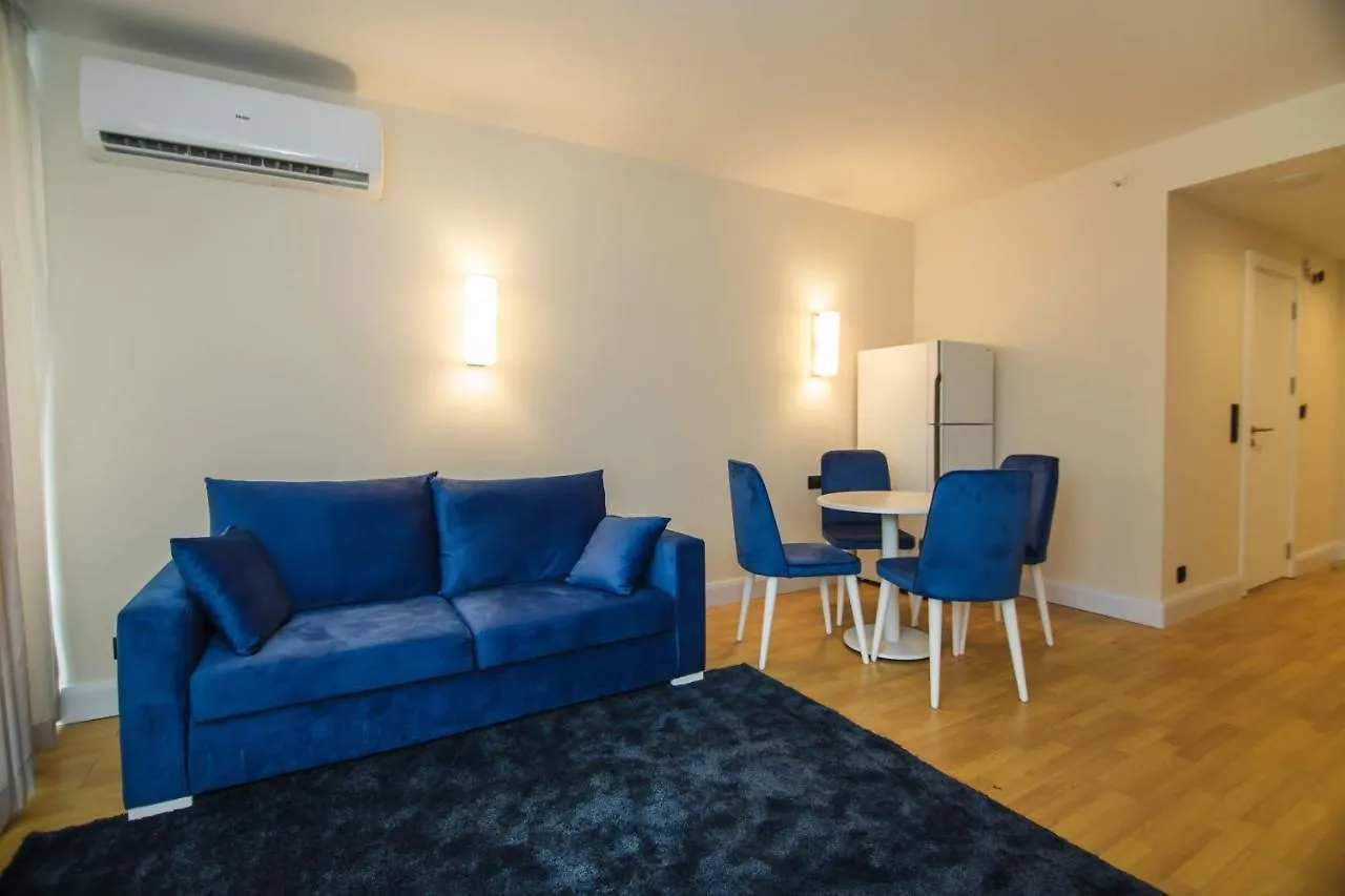 Orbi City Center Suite Μπατούμι