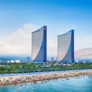 דירה Orbi City Hotel Black Sea View 